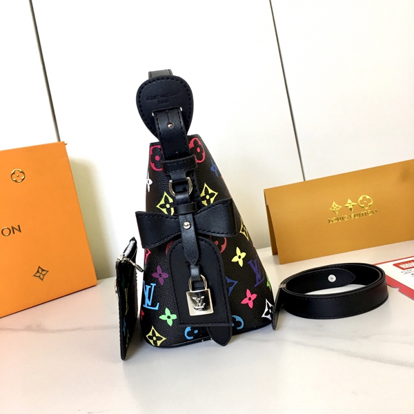 ルイヴィトンバッグ角部分ディテール